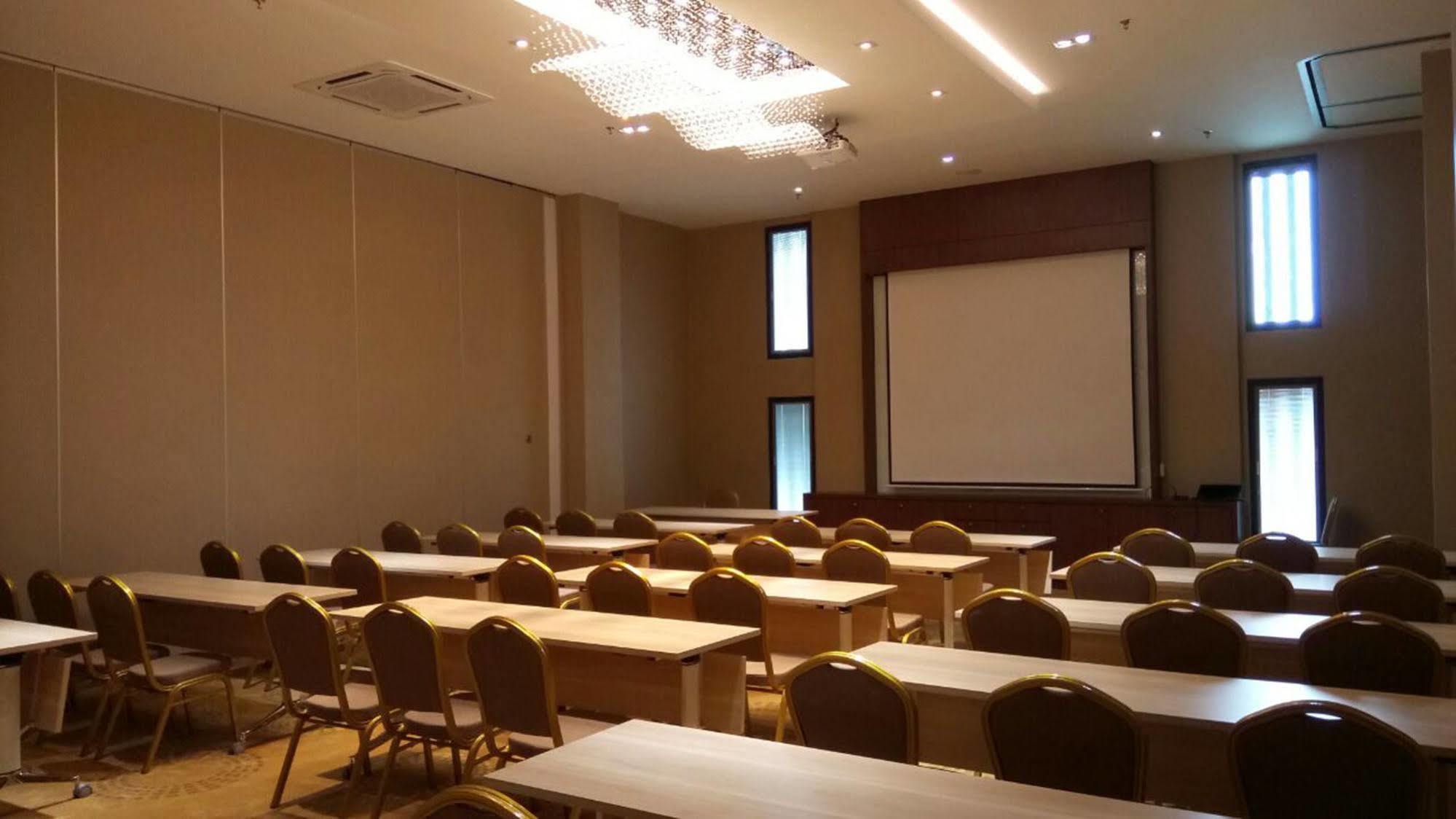Purest Hotel Sungai Petani Exterior photo